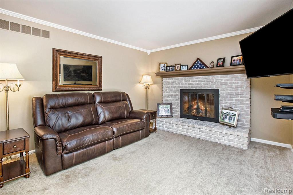 9500 Gibbs Road Clarkston, MI 48348 - Photo 12 of 30