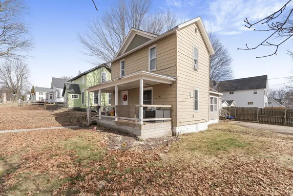 $155,000 | 112 Howard Street, Cadillac, MI 49601