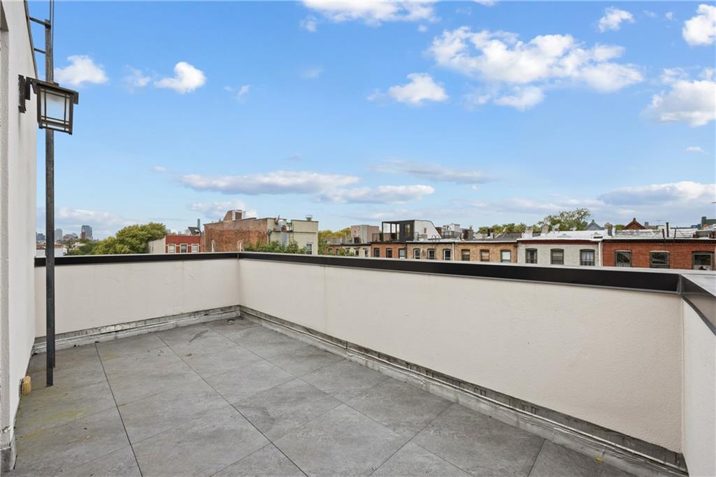583 Putnam Avenue, Unit 4 Brooklyn, NY 11221 - Photo 11 of 14 a view of a terrace