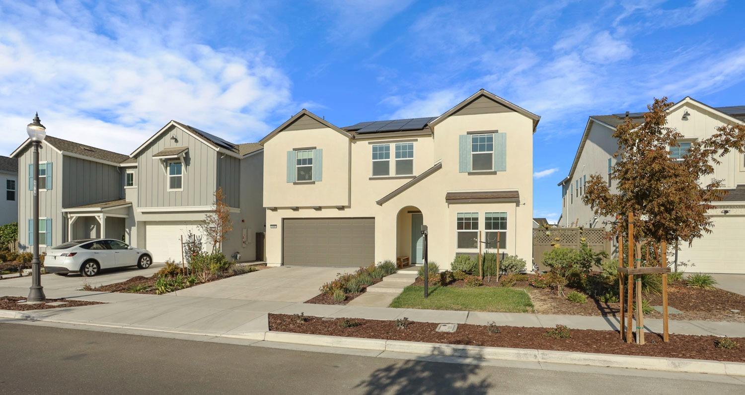 3081 Rio Grande Drive Tracy, CA 95377 - Photo 3 of 60