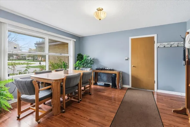 $424,900 | 328 Brice Avenue, Mundelein, IL 60060