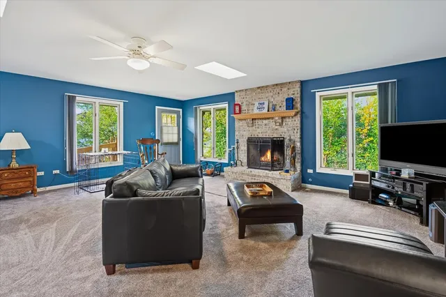 $424,900 | 328 Brice Avenue, Mundelein, IL 60060