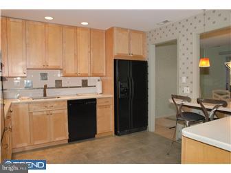 99 Dickinson Road, Unit 173 Chesterbrook, PA 19087 - Photo 8 of 12 Kitchen