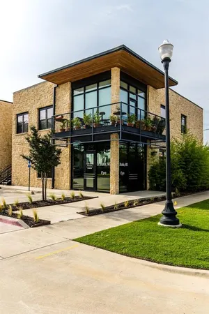 $1,520 | 1125 South Jennings Avenue, Unit 201, Fort Worth, TX 76104