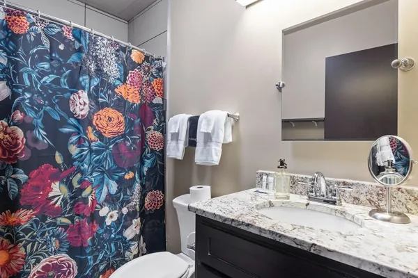 $1,520 | 1125 South Jennings Avenue, Unit 201, Fort Worth, TX 76104
