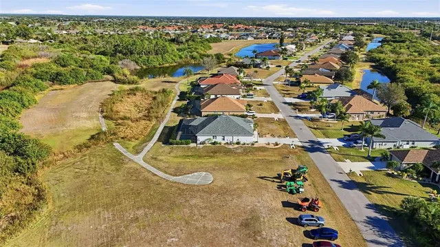 $444,888 | 13048 Southwest Pembroke Circle South, Lake Suzy, FL 34269