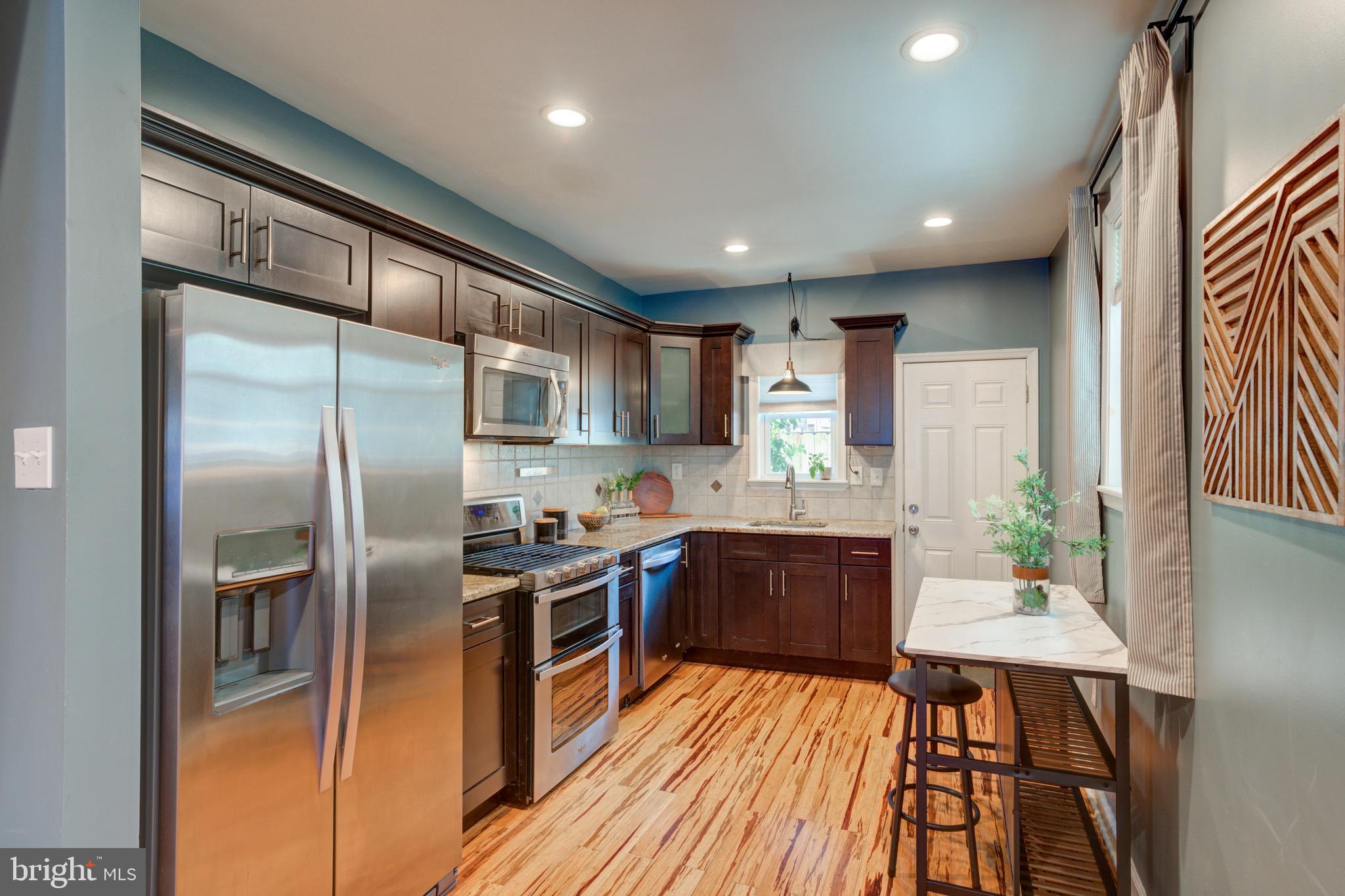 1724 Watkins Street Philadelphia, PA 19145 - Photo 3 of 36