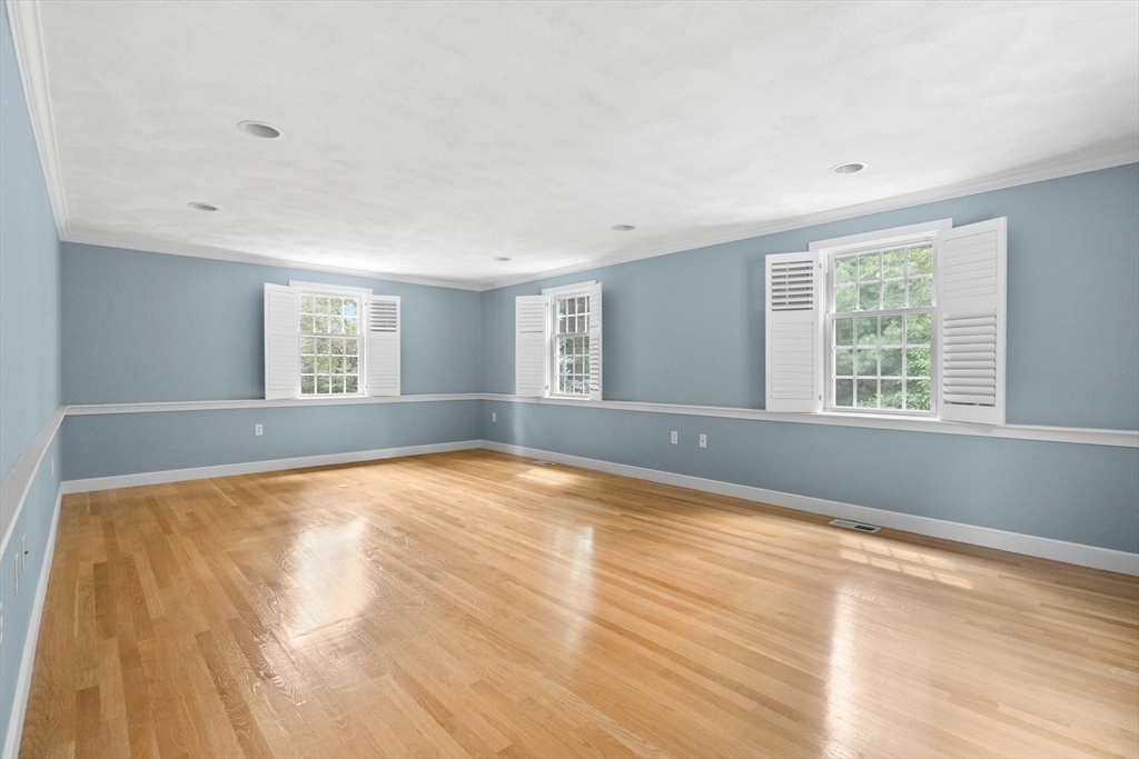 35 Grey Lane Lynnfield, MA 01940 - Photo 17 of 40