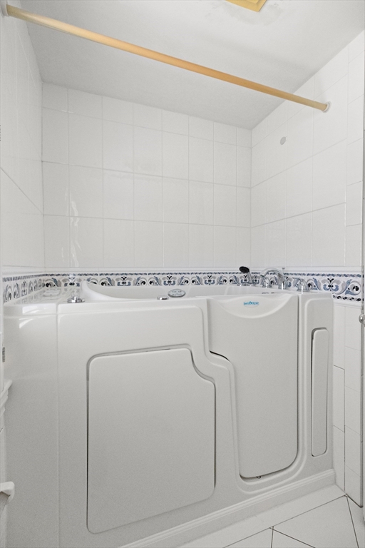 35 Grey Lane Lynnfield, MA 01940 - Photo 26 of 40