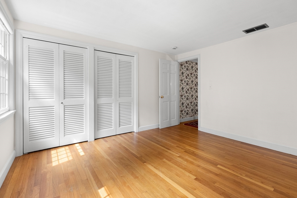 35 Grey Lane Lynnfield, MA 01940 - Photo 28 of 40