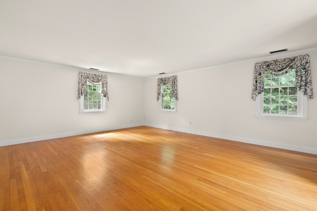 35 Grey Lane Lynnfield, MA 01940 - Photo 30 of 40