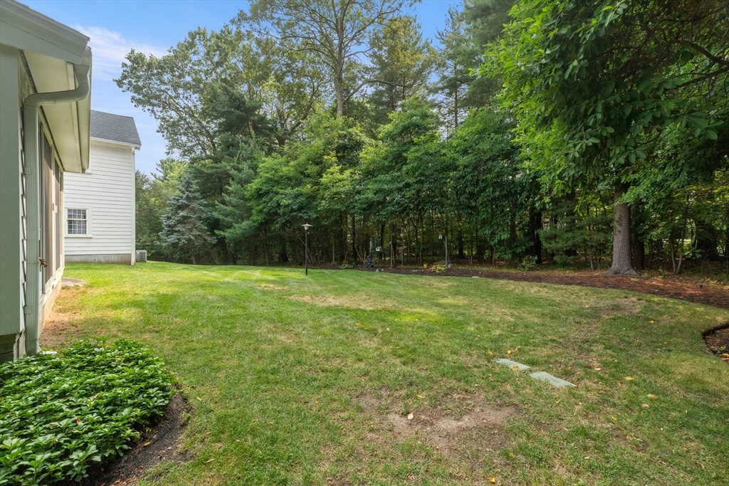 35 Grey Lane Lynnfield, MA 01940 - Photo 37 of 40