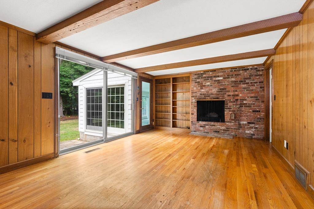 35 Grey Lane Lynnfield, MA 01940 - Photo 8 of 40