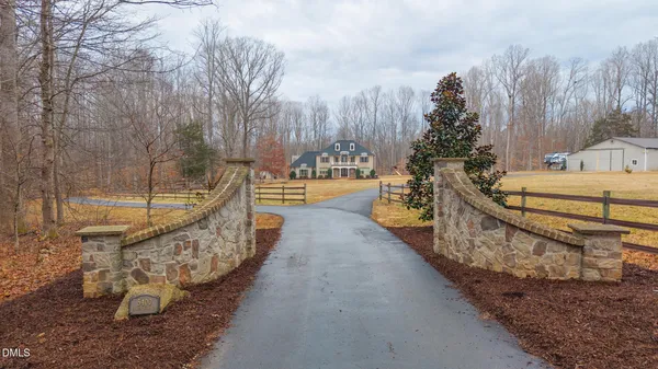 $1,549,000 | 5400 Valley Wood Road, Hillsborough, NC 27278