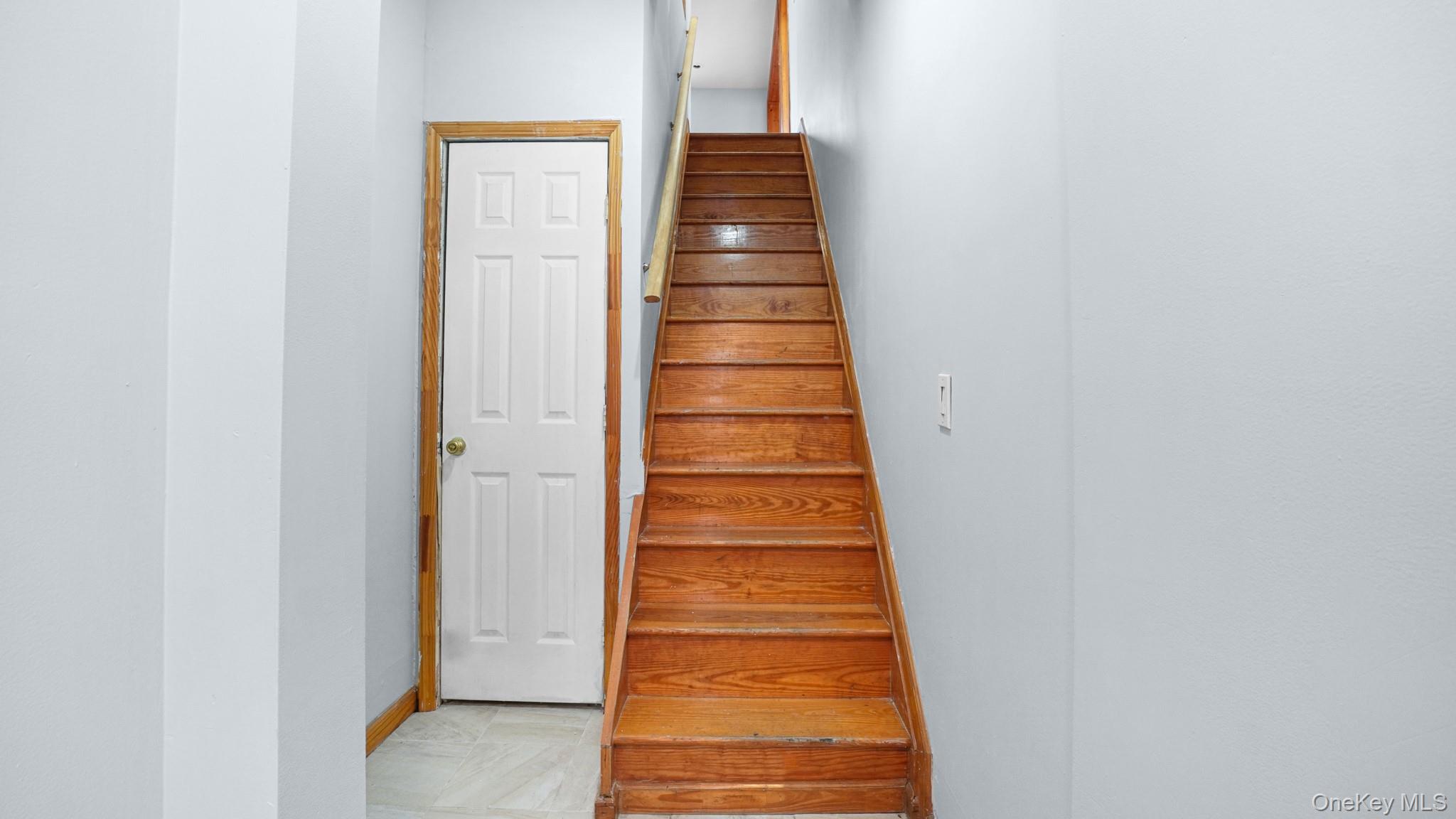 217-34 Hempstead Avenue Queens, NY 11429 - Photo 16 of 21 a view of entryway