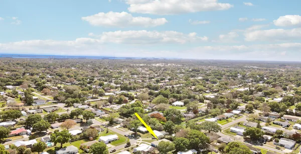 $350,000 | 2145 5th Street, Vero Beach, FL 32962