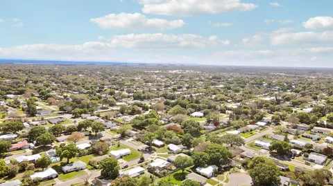 $350,000 | 2145 5th Street, Vero Beach, FL 32962