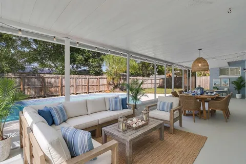 $350,000 | 2145 5th Street, Vero Beach, FL 32962