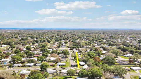 $350,000 | 2145 5th Street, Vero Beach, FL 32962