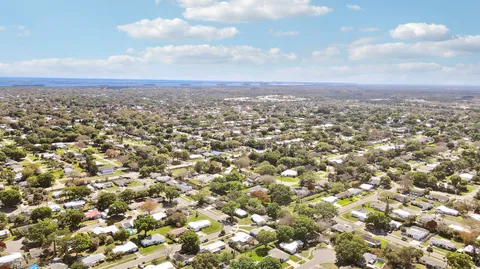 $350,000 | 2145 5th Street, Vero Beach, FL 32962