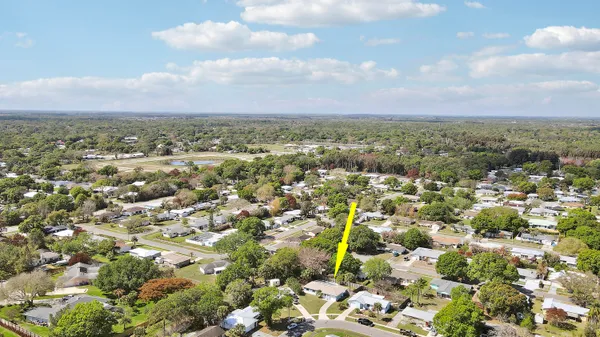 $350,000 | 2145 5th Street, Vero Beach, FL 32962