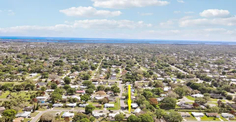 $350,000 | 2145 5th Street, Vero Beach, FL 32962