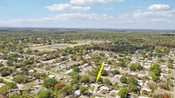 $350,000 | 2145 5th Street, Vero Beach, FL 32962