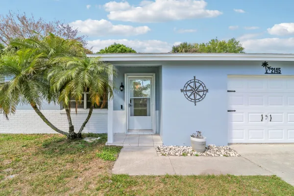 $350,000 | 2145 5th Street, Vero Beach, FL 32962