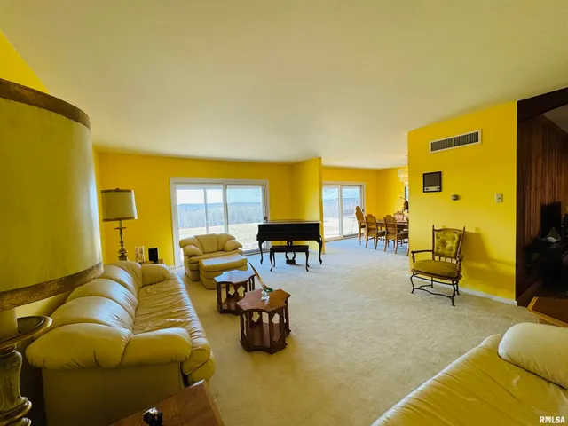 $575,000 | 800 South Green Street, Anna, IL 62906