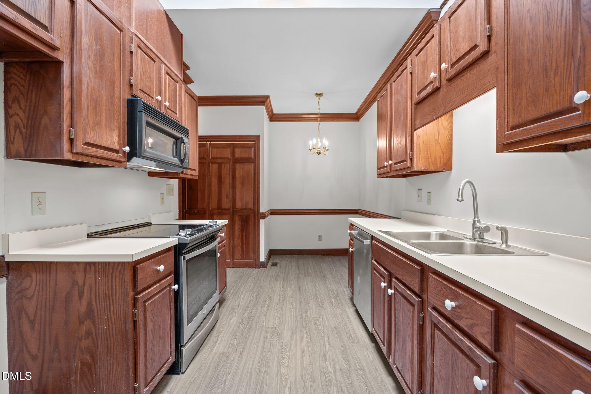 127 Skylark Way Raleigh, NC 27615 - Photo 12 of 26 54-web-or-mls-IMG_5796