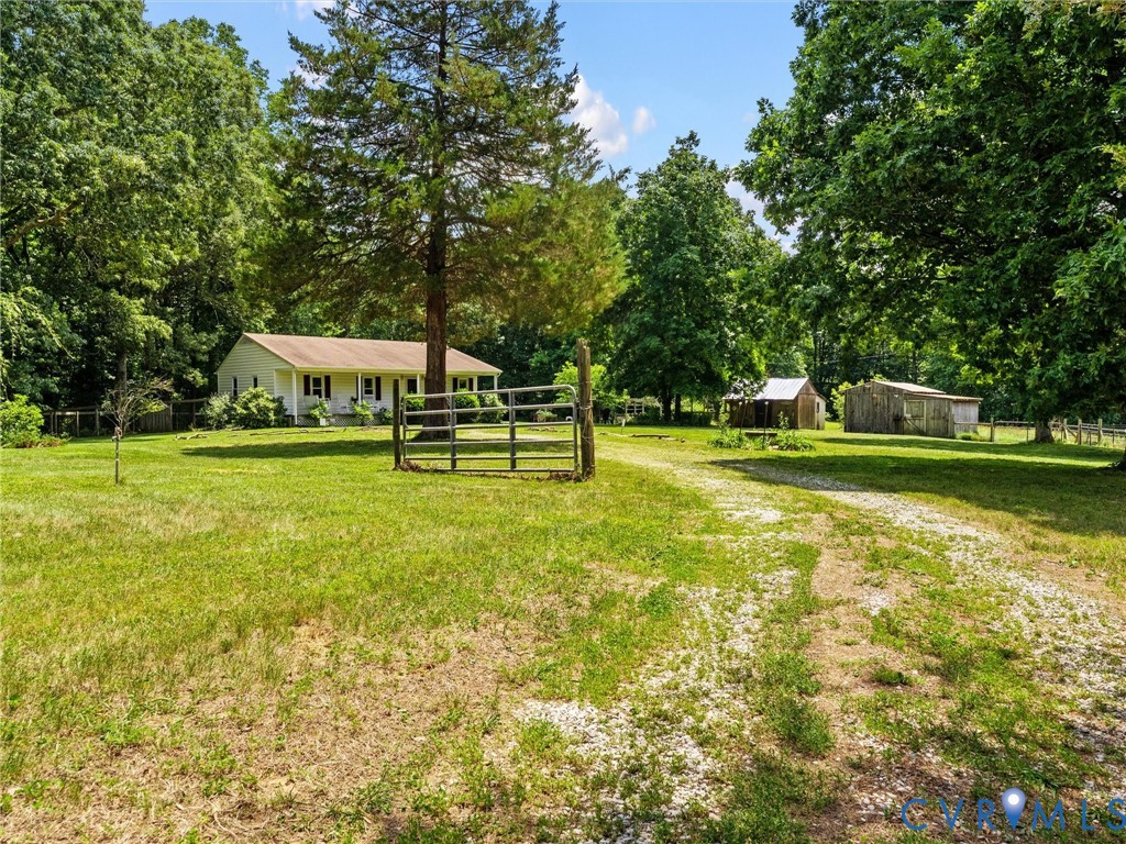3607 Pacetown Road Sandy Hook, VA 23153 - Photo 3 of 33