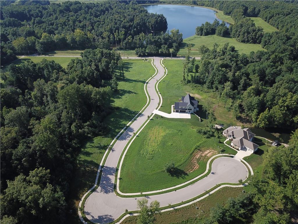 1937 Tipton Pointe Court Columbus, IN 47201 - Photo 6 of 9