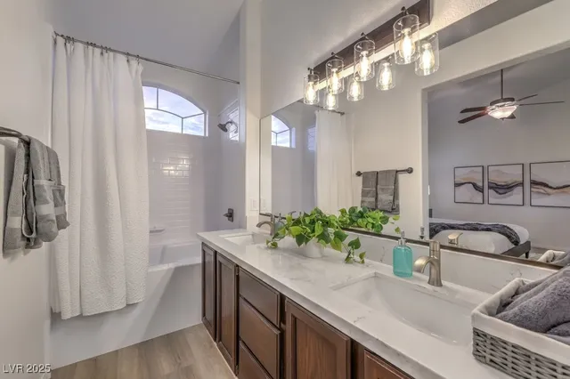 $3,240 | 8157 Creek Water Lane, Las Vegas, NV 89123