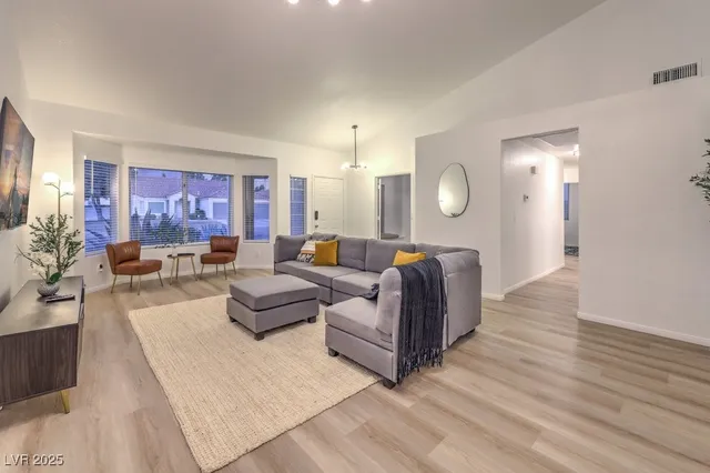 $3,240 | 8157 Creek Water Lane, Las Vegas, NV 89123