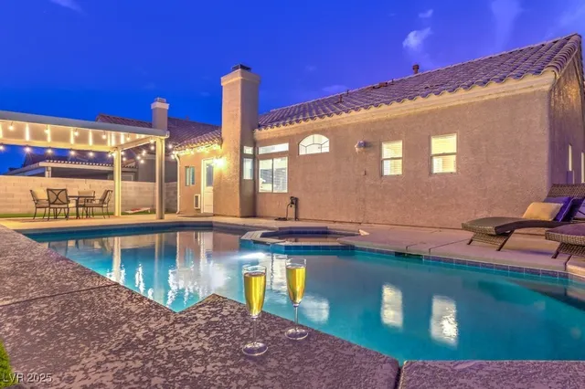 $3,240 | 8157 Creek Water Lane, Las Vegas, NV 89123