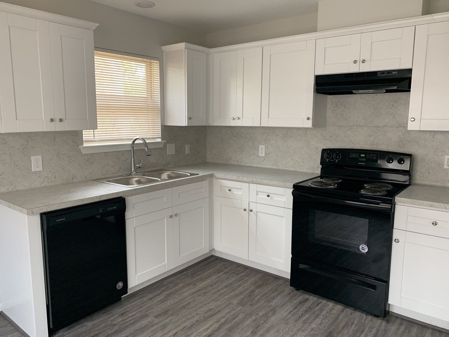 3902 Bennington Street Houston, TX 77016 - Photo 2 of 17 Gallery Image 2