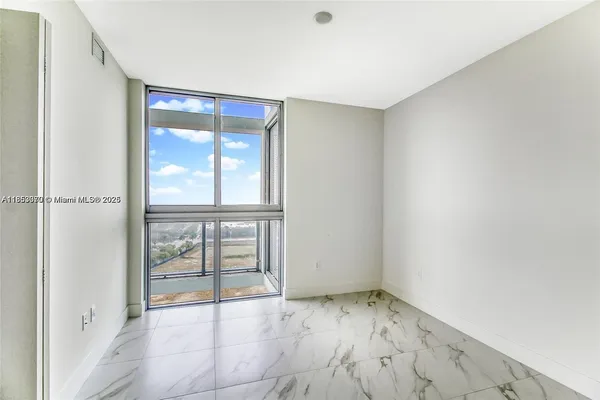 $3,900 | 2000 Metropica Way, Unit 1709, Sunrise, FL 33323
