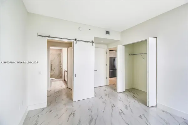 $3,900 | 2000 Metropica Way, Unit 1709, Sunrise, FL 33323