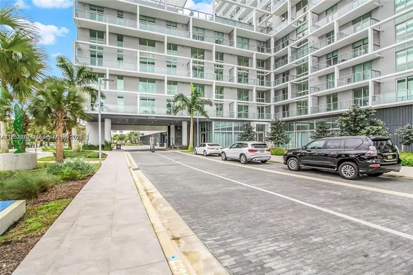 $3,900 | 2000 Metropica Way, Unit 1709, Sunrise, FL 33323