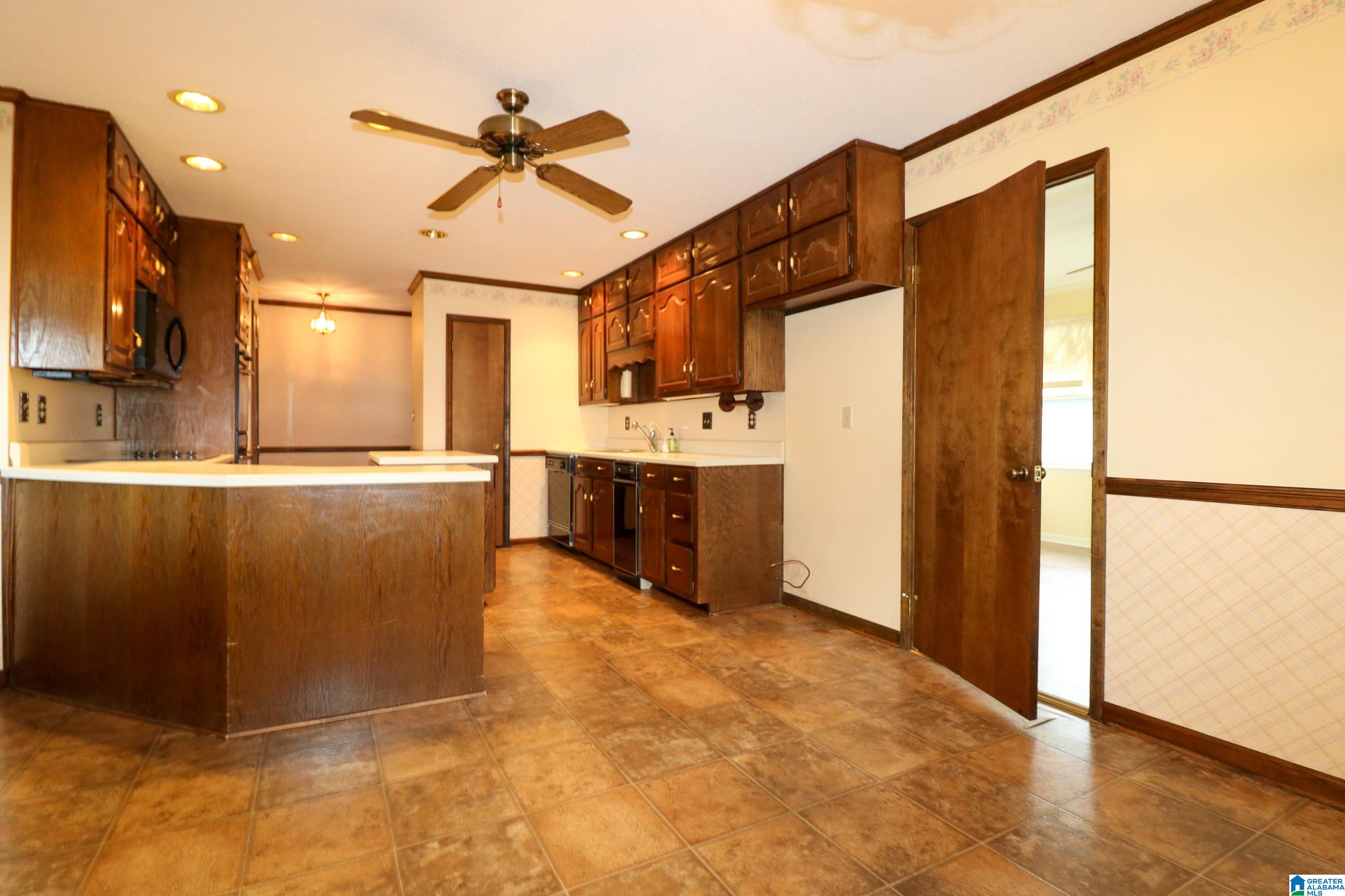 86 Warren L Harris Circle Vincent, AL 35178 - Photo 15 of 68