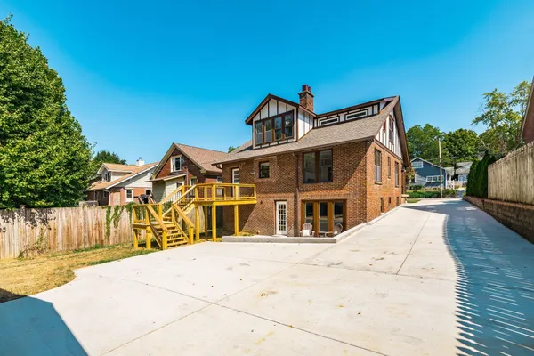 $499,900 | 311 North Walnut Street, Springfield, TN 37172
