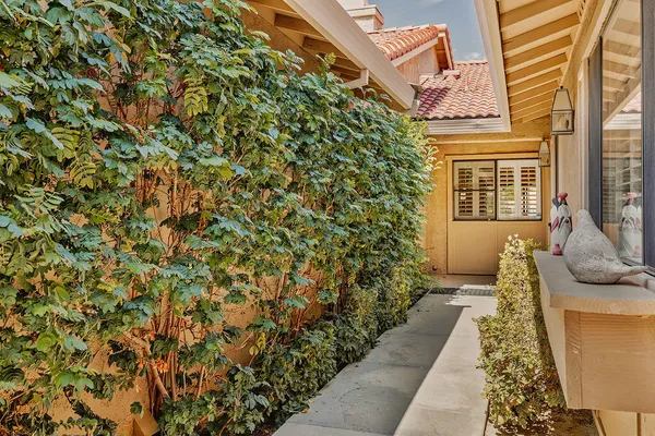 $6,300 | 181 Camino Arroyo South, Palm Desert, CA 92260