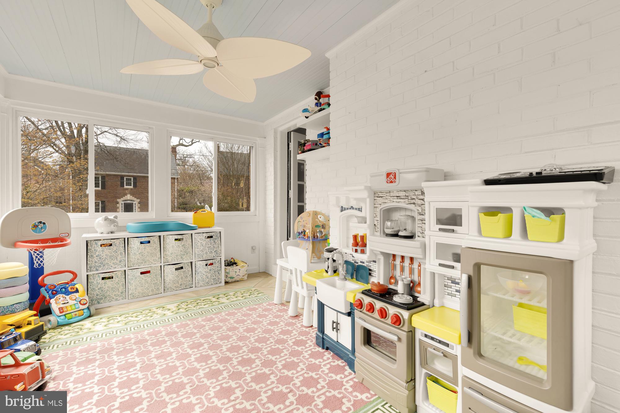 4109 17th Street Northwest Washington, DC 20011 - Photo 11 of 47