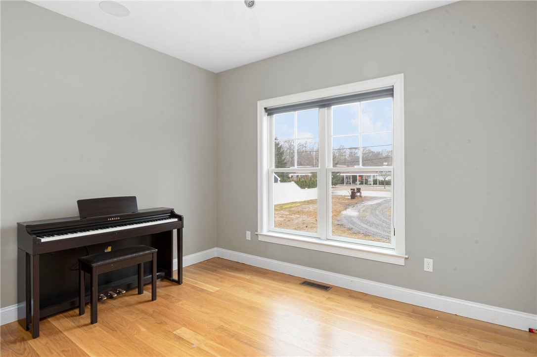 359 Sowams Road Barrington, RI 02806 - Photo 16 of 38 office or den.....