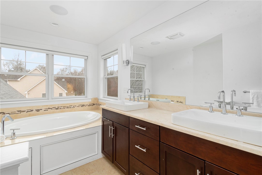 359 Sowams Road Barrington, RI 02806 - Photo 19 of 38 Gallery Image 19