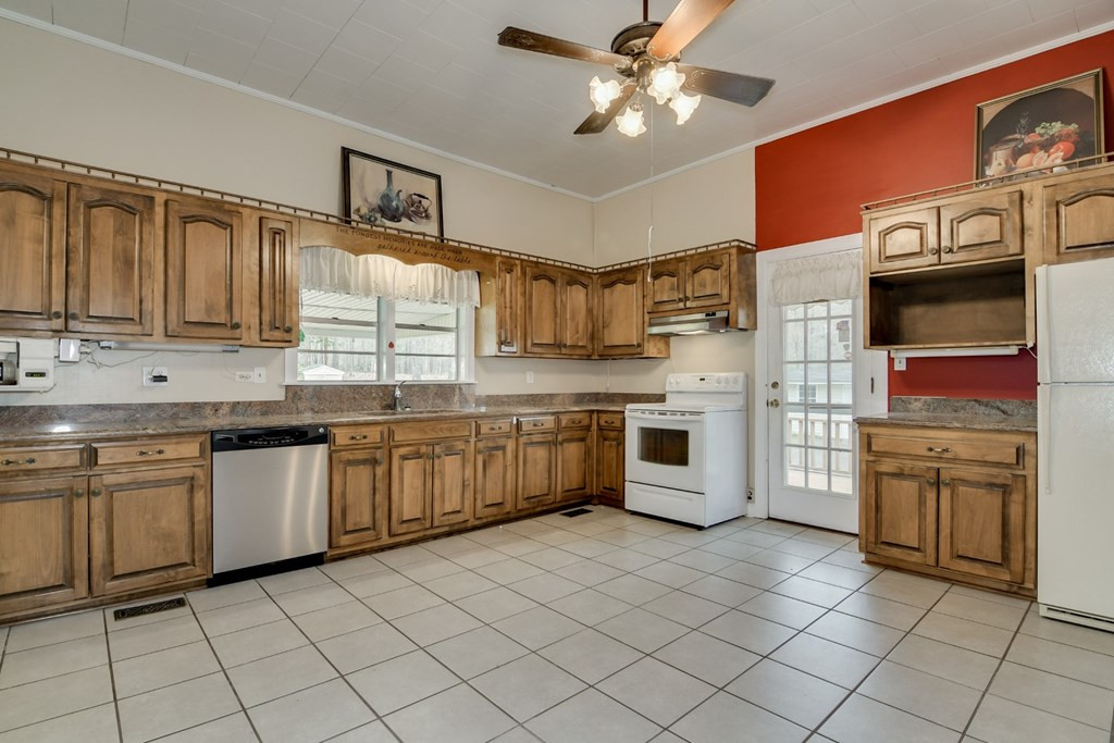 2857 Chamberlain S Ferry Road Lincolnton, GA 30817 - Photo 8 of 36