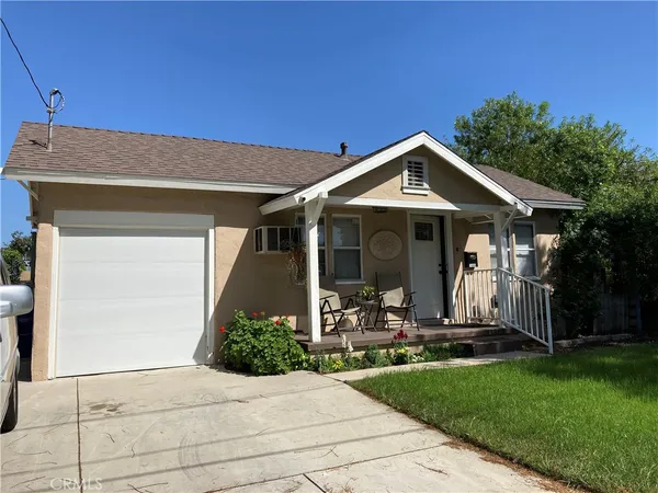 $637,000 | 7444 Amigo Avenue, Reseda, CA 91335