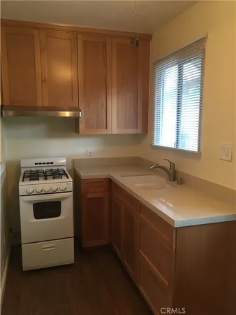 $637,000 | 7444 Amigo Avenue, Reseda, CA 91335