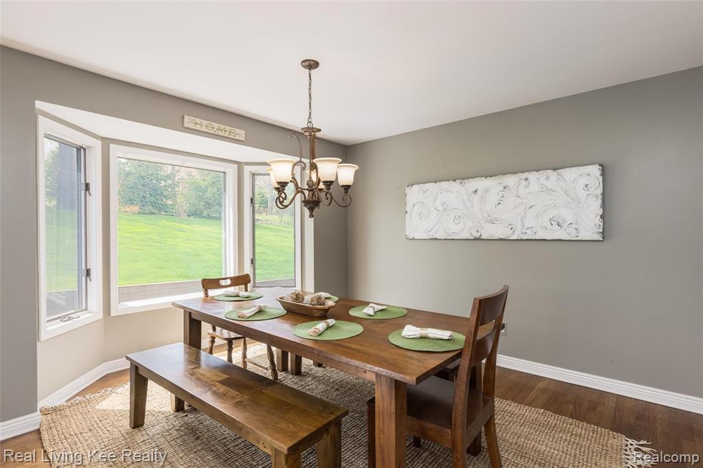 1427 Ridge Court Rochester, MI 48306 - Photo 11 of 50