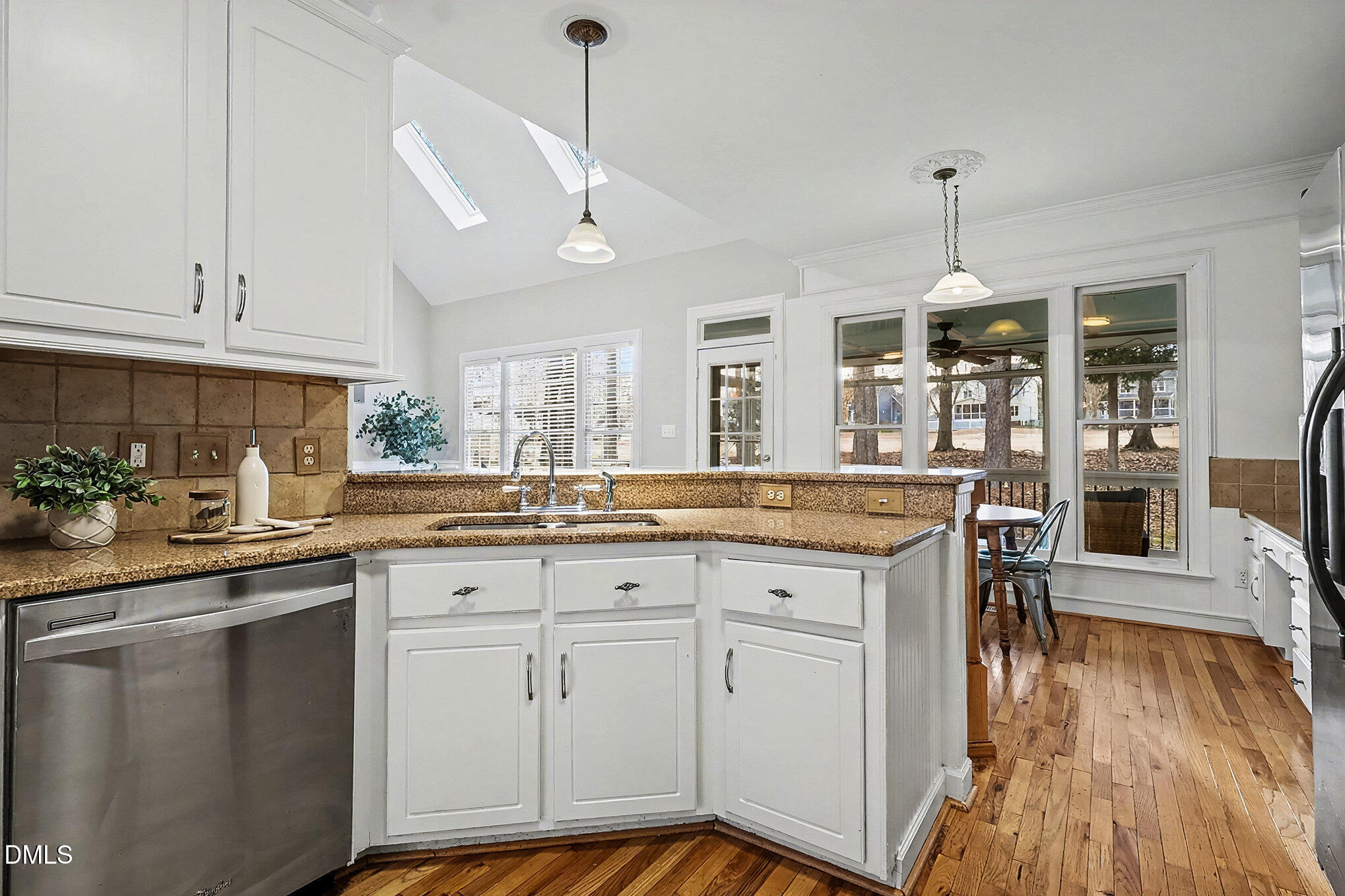 2049 Muirfield Village Way Raleigh, NC 27604 - Photo 18 of 57 018_file_450